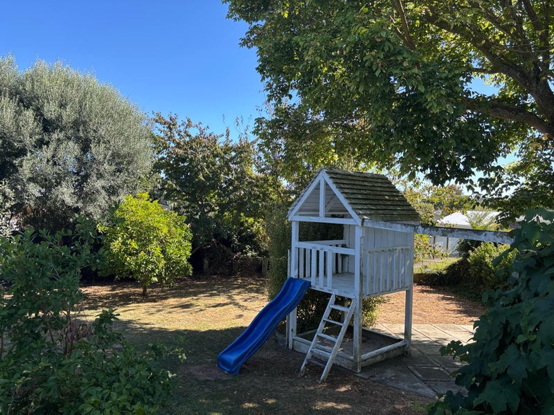 8 Wanaka Place, Glenview, Hamilton - Carousel 25