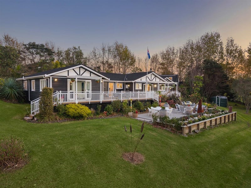 1410 Old North Road, Helensville, Helensville - Carousel 1