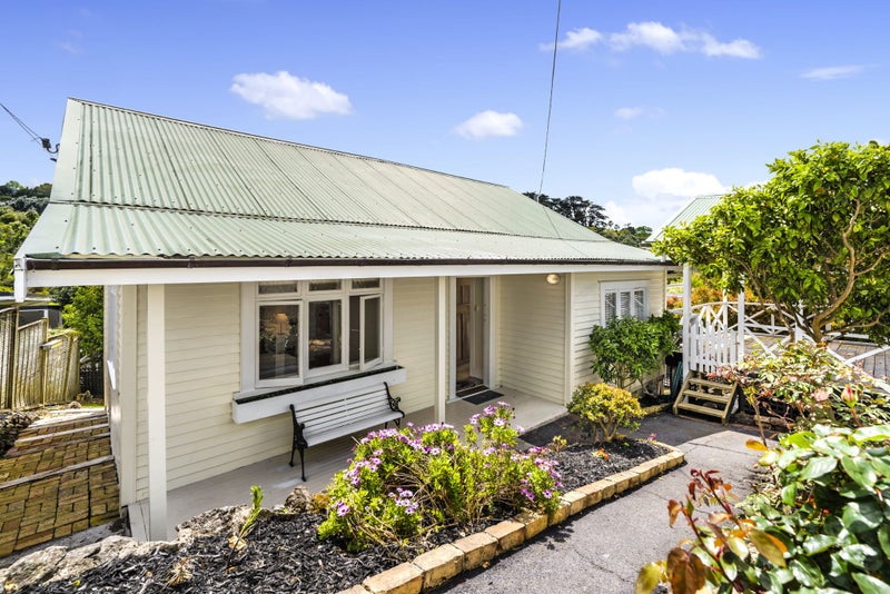 156 Bassett Road, Remuera, Auckland - Carousel 2