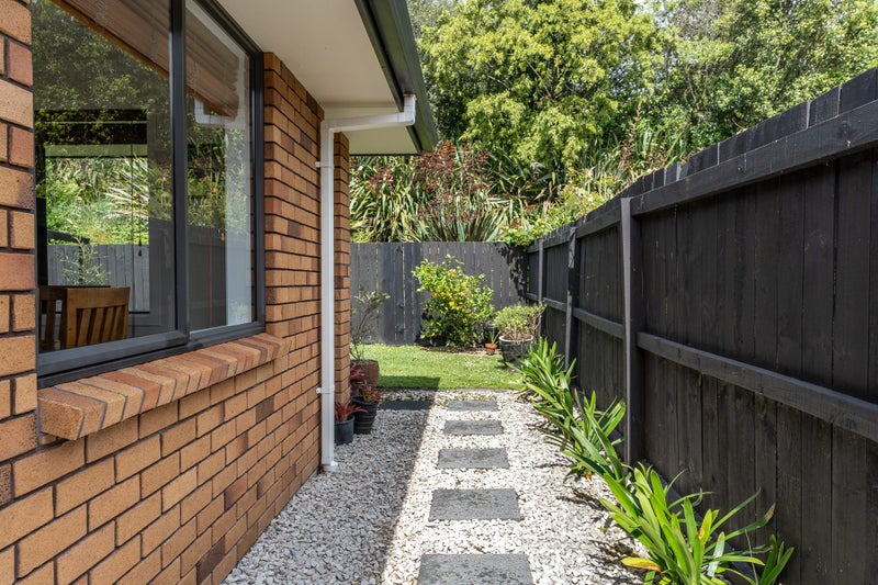 18 Mickelson Avenue, Rototuna, Hamilton - Carousel 2