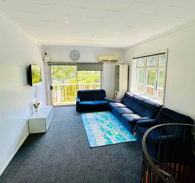 192 Eastern Hutt Road, Taita, Lower Hutt - Carousel 1