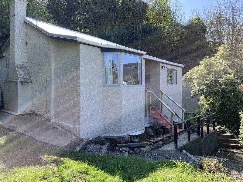 42 Buccleugh Street, North East Valley, Dunedin - Carousel 1