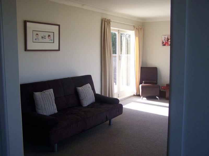 7 Seymour Road, Mellons Bay, Auckland - Carousel 17