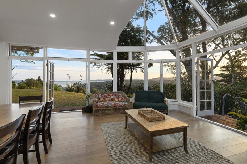 78 Kohu Road, Titirangi, Auckland - Carousel 2