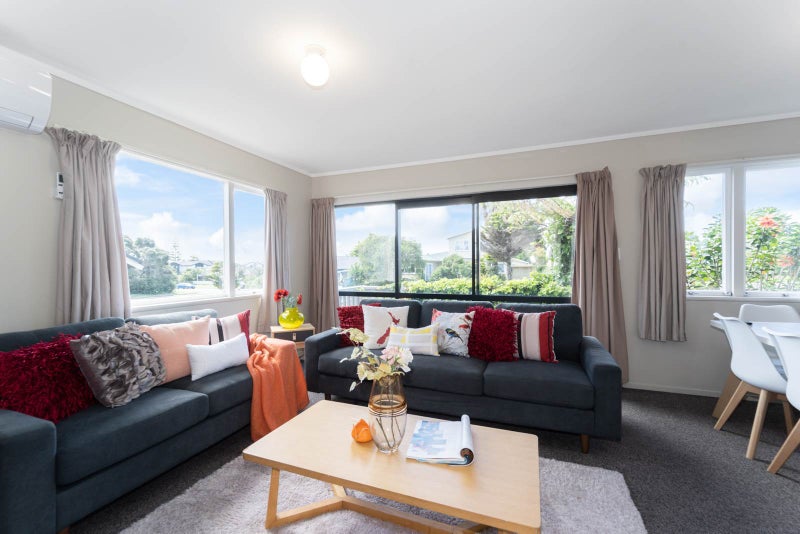 1/180 Halsey Drive, Mount Roskill, Auckland - Carousel 1