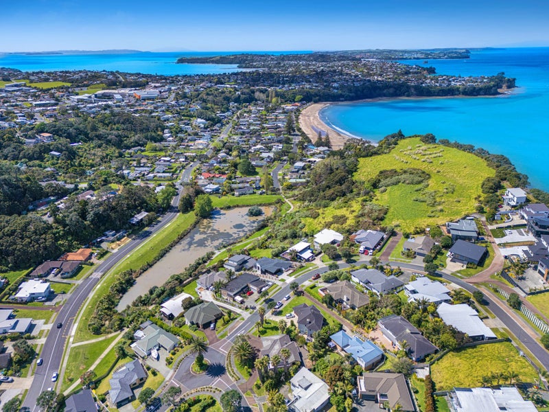 12 Hawaiian Parade, Arkles Bay, Whangaparaoa - Carousel 27
