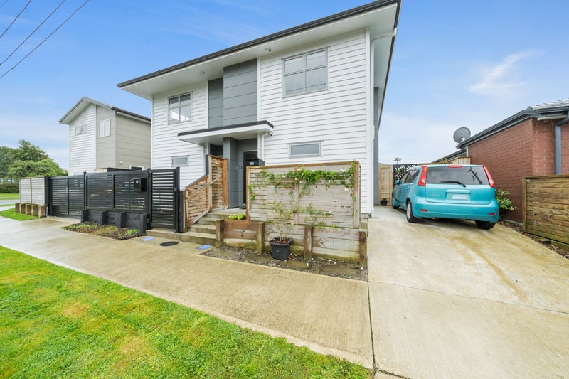 3B Rata Street, Naenae, Lower Hutt - Carousel 1