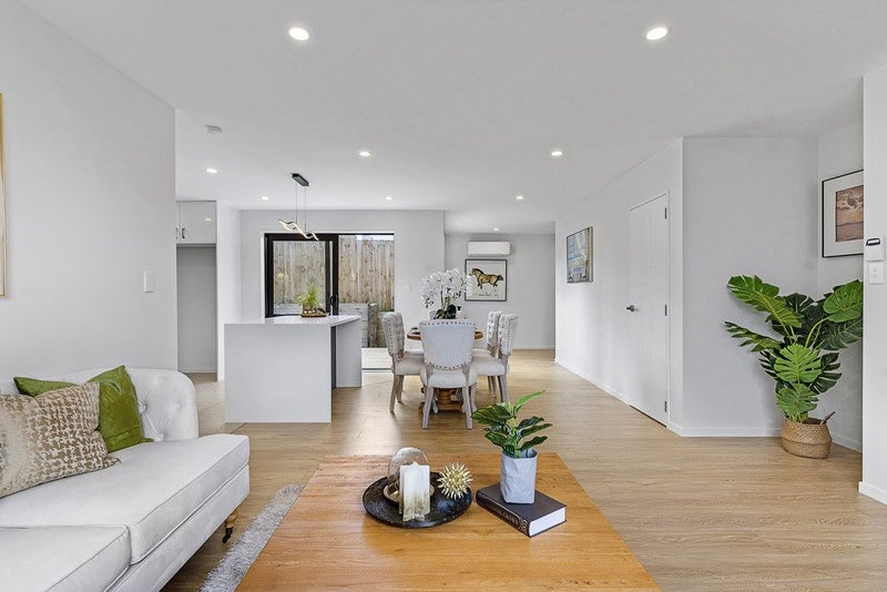 53 Bolton Street, Blockhouse Bay, Auckland - Carousel 1