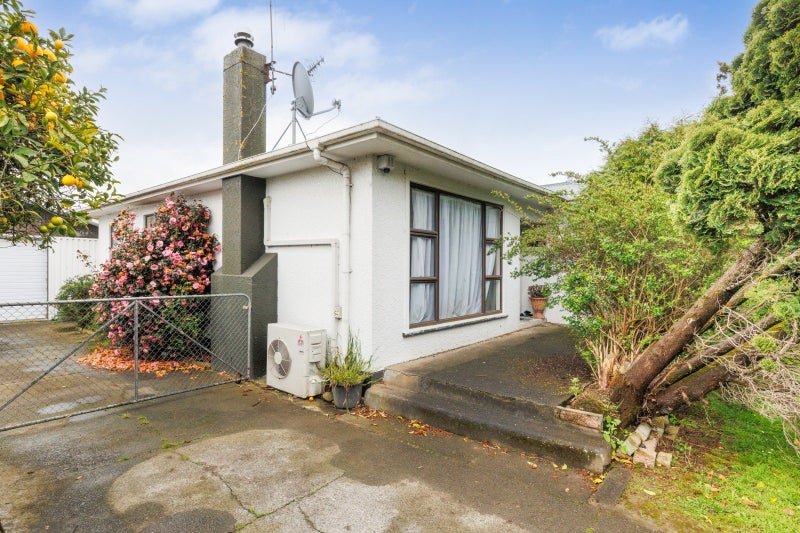 69 Highbury Avenue, Highbury, Palmerston North - Carousel 1