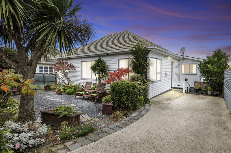 42 Puketai Street, Andersons Bay, Dunedin - Carousel 1