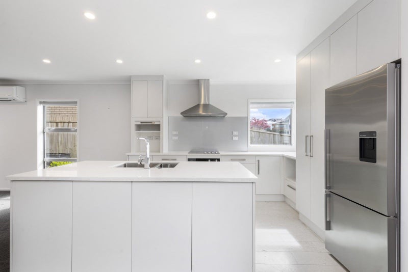 61 Featherstone Drive, Flagstaff, Hamilton - Carousel 2