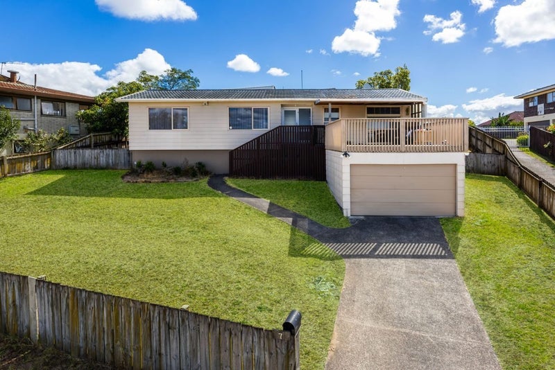 7 Malte Brun Place, Papatoetoe, Auckland - Carousel 1