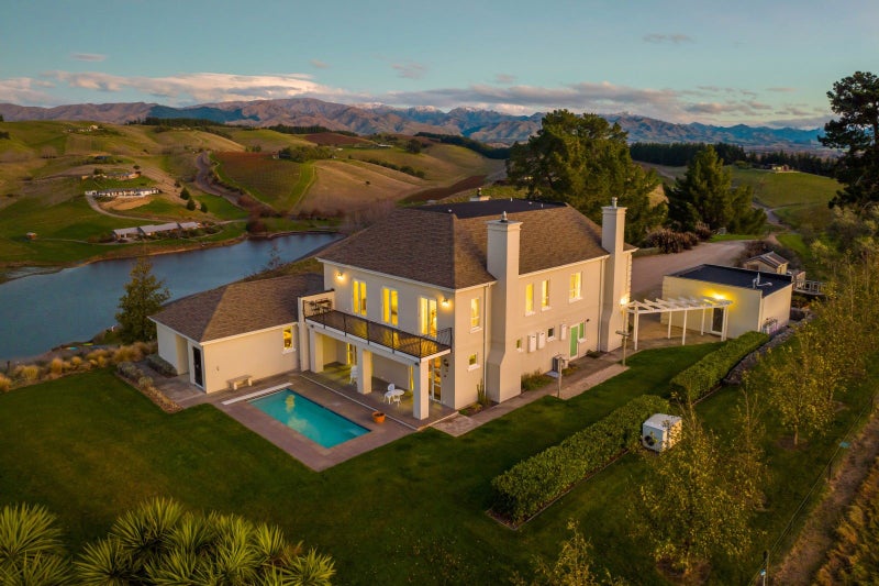 458 Delta Lake Heights, Renwick - Carousel 1