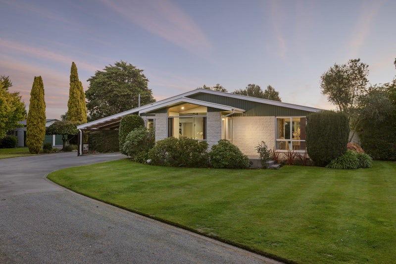 333 Hamptons Road, Christchurch - Carousel 1