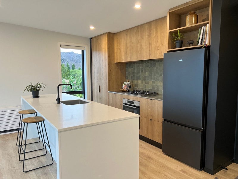 13E Hart Place, Bridge Hill, Alexandra - Carousel 2