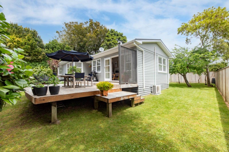 2/70 Nikau Street, New Lynn, Auckland - Carousel 2