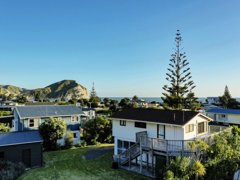 33 Kuku Avenue, Māhia - Carousel 21
