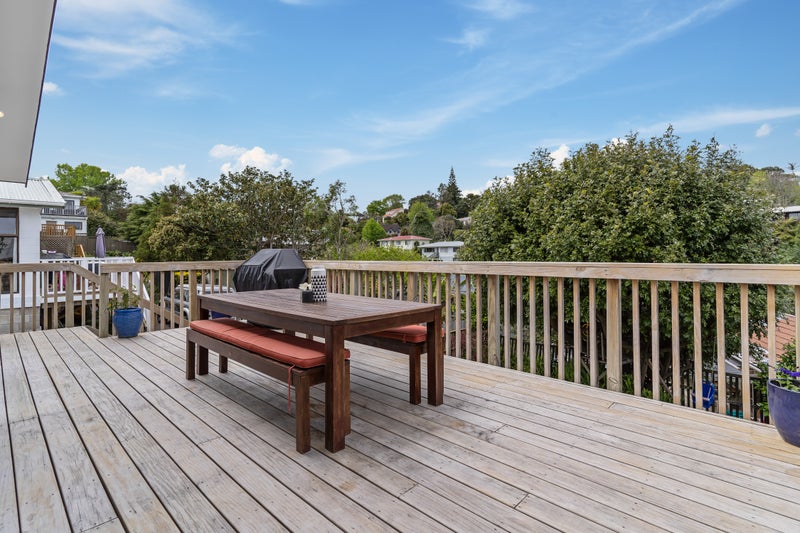 2/29 Sispara Place, Beach Haven, Auckland - Carousel 2