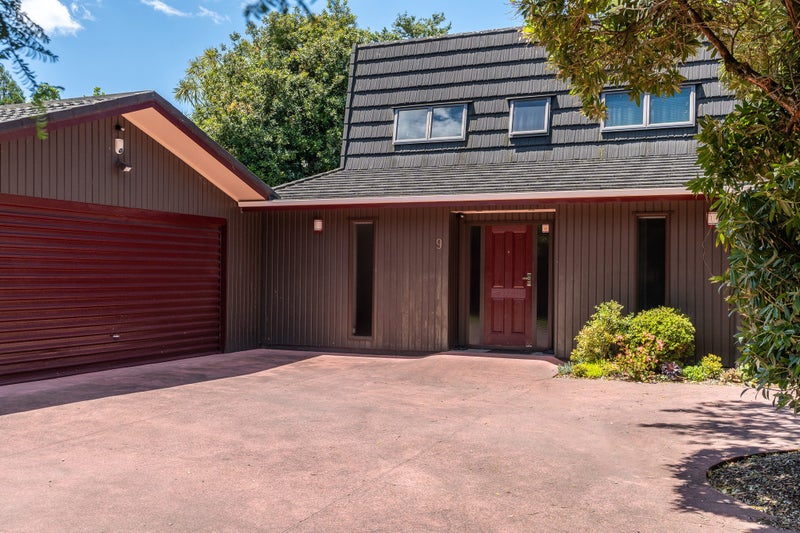 9 Fleming Place, Chedworth, Hamilton - Carousel 23