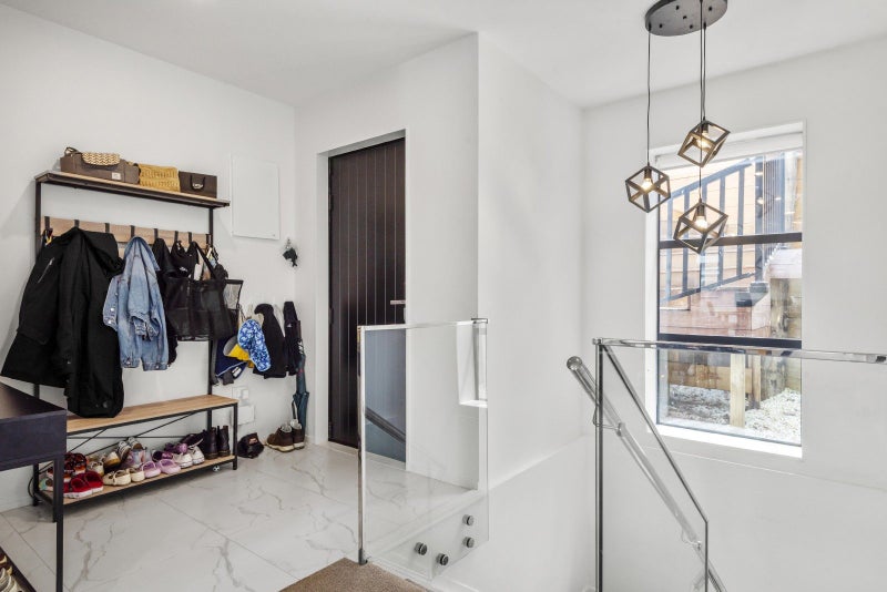 13A Morton Avenue, Forrest Hill, Auckland - Carousel 2