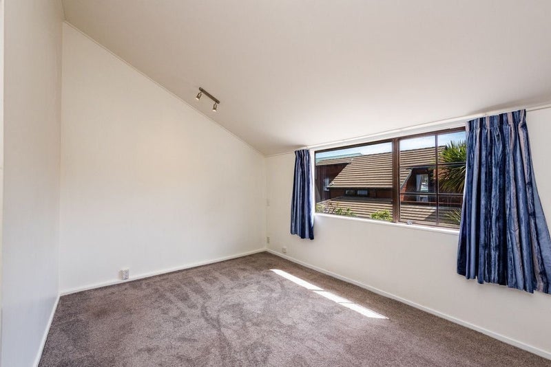 5/136 Karori Road, Karori, Wellington - Carousel 11