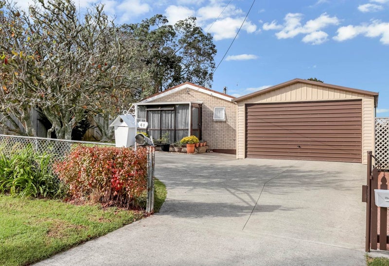 41 Ferry Parade, Herald Island, Auckland - Carousel 1