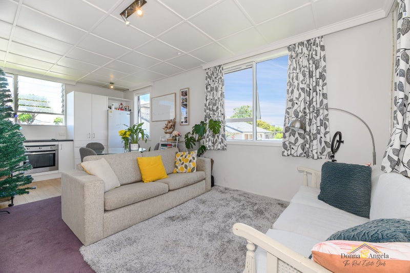 6/29 Exminster Street, Blockhouse Bay, Auckland - Carousel 1