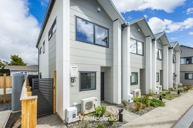 3/104 Martin Street, Wallaceville, Upper Hutt - Carousel 1