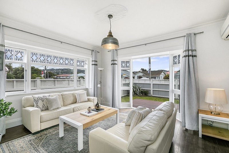 448 Jackson Street, Petone, Lower Hutt - Carousel 1