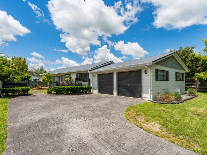 55 Waterford Road, Fitzroy, Hamilton - Carousel 1