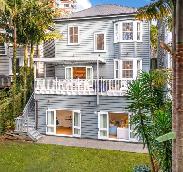 38 Scarborough Terrace, Parnell, Auckland - Carousel 1