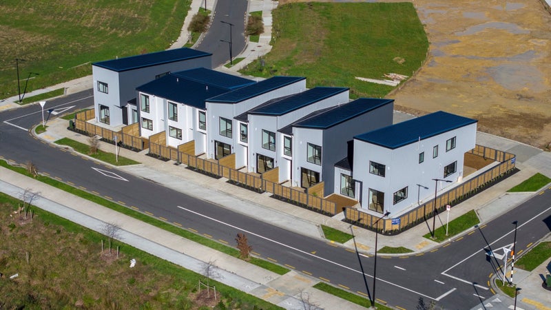 113 Bellfield Road, Ōpaheke, Papakura - Carousel 1