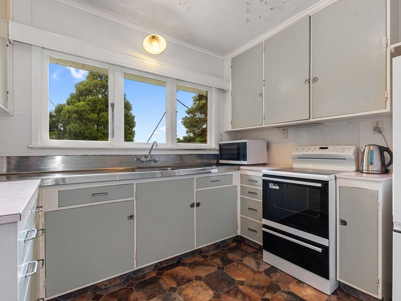 36 Fisher Terrace, Kamo, Whangarei - Carousel 2