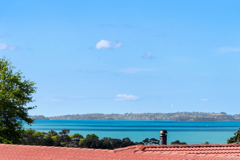 28 Sunnyview Avenue, Shelly Park, Auckland - Carousel 2