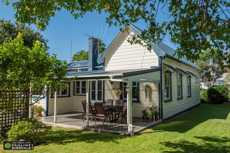 15 Aubrey Street, Regent, Whangarei - Carousel 2