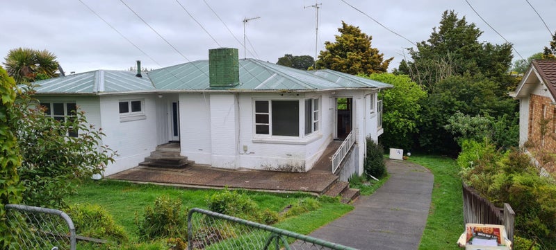 82 Storey Avenue, Forest Lake, Hamilton - Carousel 2