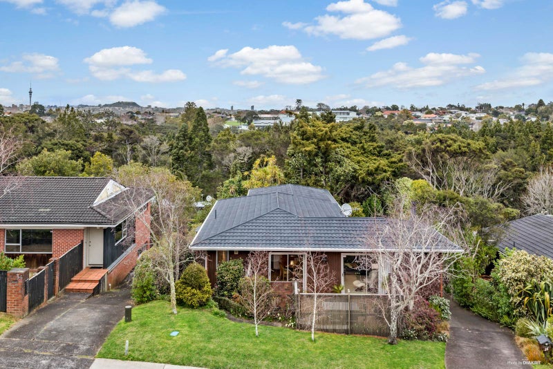 36 Raymond Terrace, Northcote, Auckland - Carousel 1