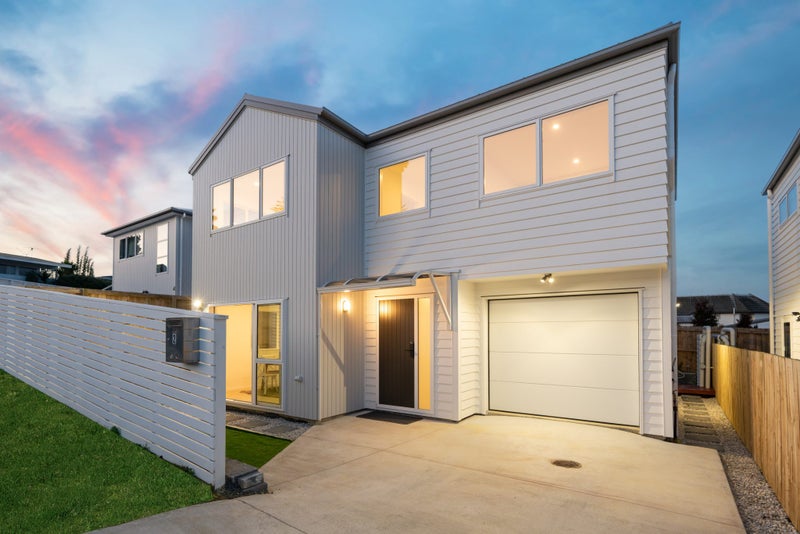 2 Northgrove Avenue, Hillcrest, Auckland - Carousel 1