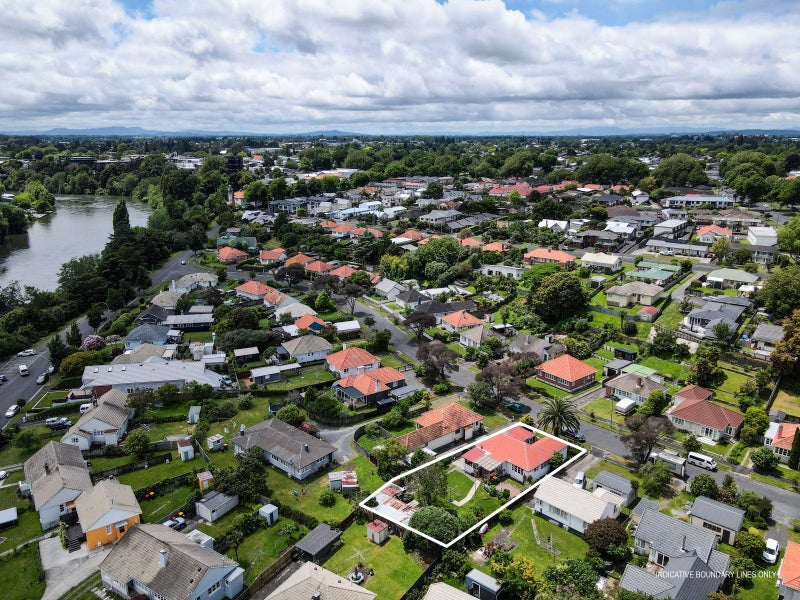 21 Galway Avenue, Hamilton East, Hamilton - Carousel 26