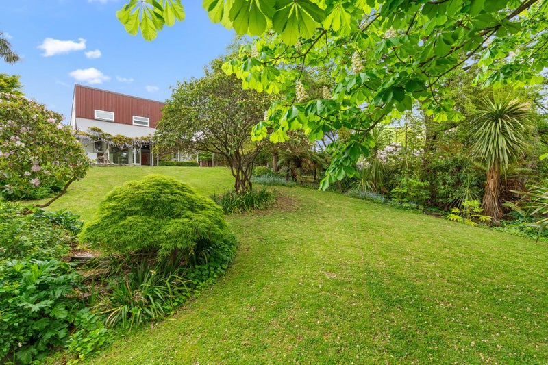 84C Avonhead Road, Avonhead, Christchurch - Carousel 2