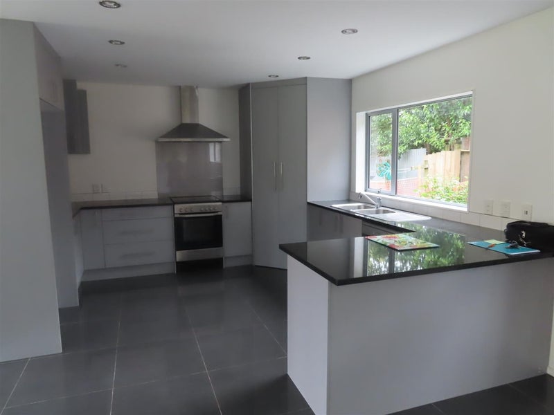 44B Mountain Road, Māngere Bridge, Auckland - Carousel 2