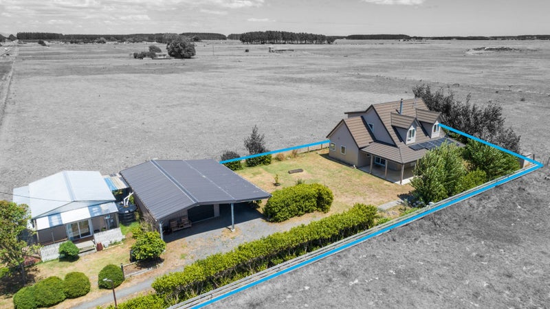 783 State Highway 1, Himatangi, Foxton - Carousel 1