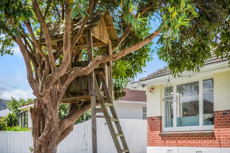 14 Charles Street, Clouston Park, Upper Hutt - Carousel 22