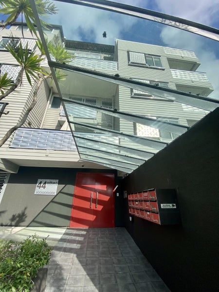 1C/44 Aitken Terrace, Kingsland, Auckland - Carousel 2