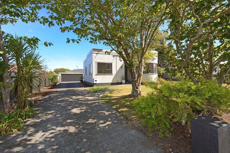 5 Henry Street, Ebdentown, Upper Hutt - Carousel 2