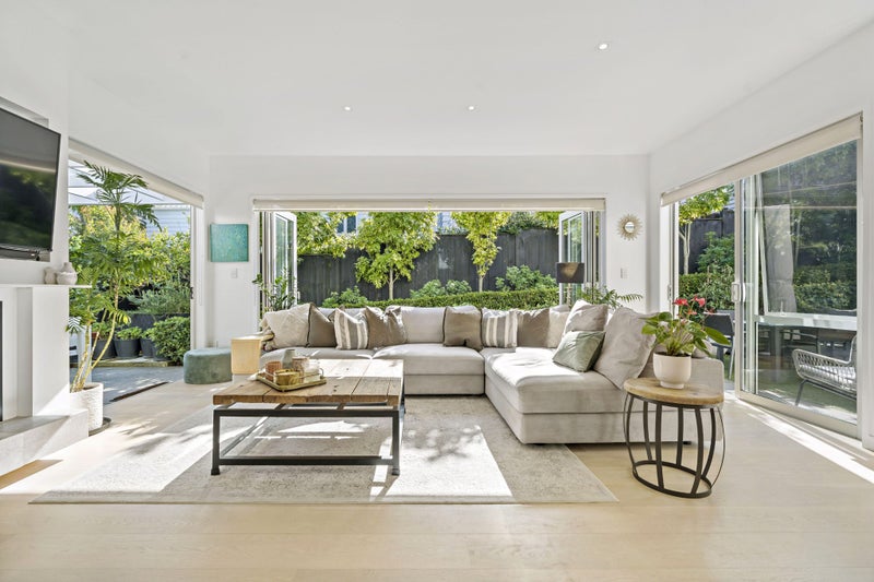 33B Koraha Street, Remuera, Auckland - Carousel 2