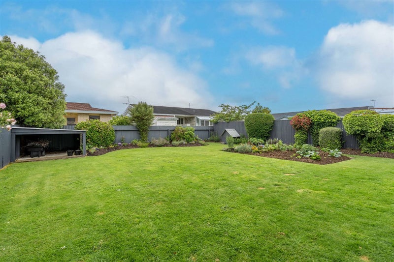 21 Sydney Street, Windsor, Invercargill - Carousel 17