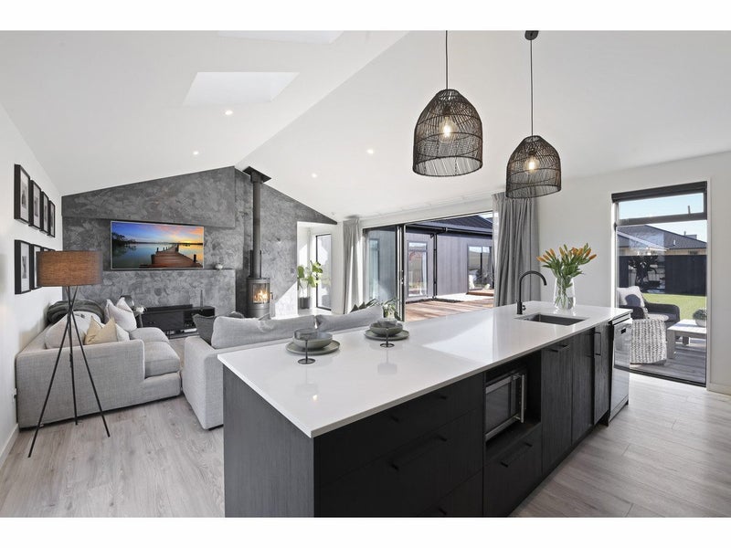 9 Waipara Road, Pegasus - Carousel 2