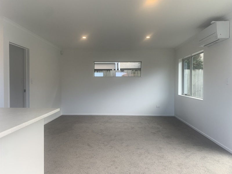 44 Patts Avenue, Glendene, Auckland - Carousel 2