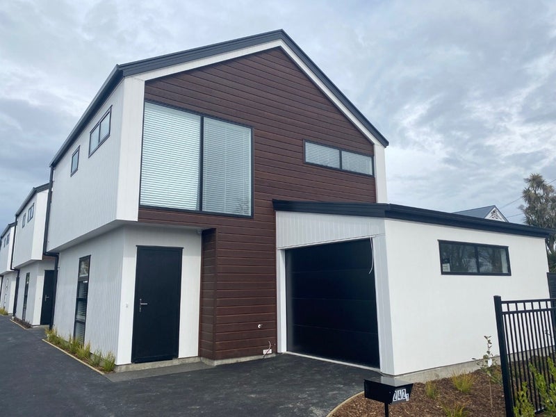 2/242 Edgeware Road, Edgeware, Christchurch - Carousel 1